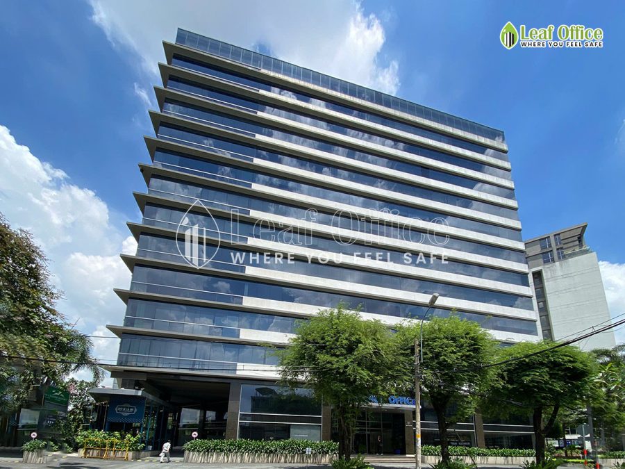 Blue Sky Bach Dang Tan Binh