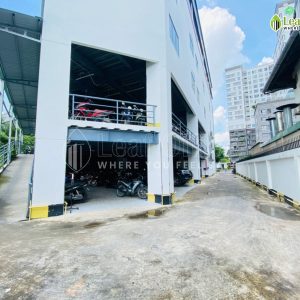 Ham Gui Xe Lmak Building Hong Ha 1