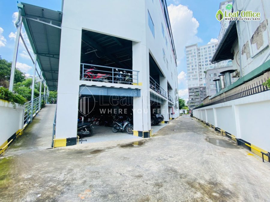 Ham Gui Xe Lmak Building Hong Ha 1