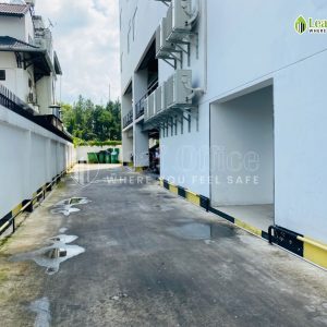 Ham Gui Xe Lmak Building Hong Ha 2