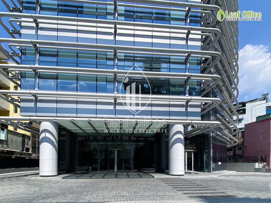 Phia Truoc Daikin Tower Cong Truong Quoc Te 1