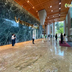 Tang Tret Vietcombank Cong Truong Me Linh