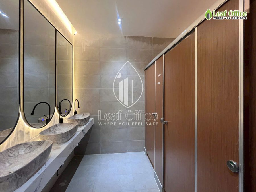 Wc Dashaus The Interlace Cach Mang Thang 8