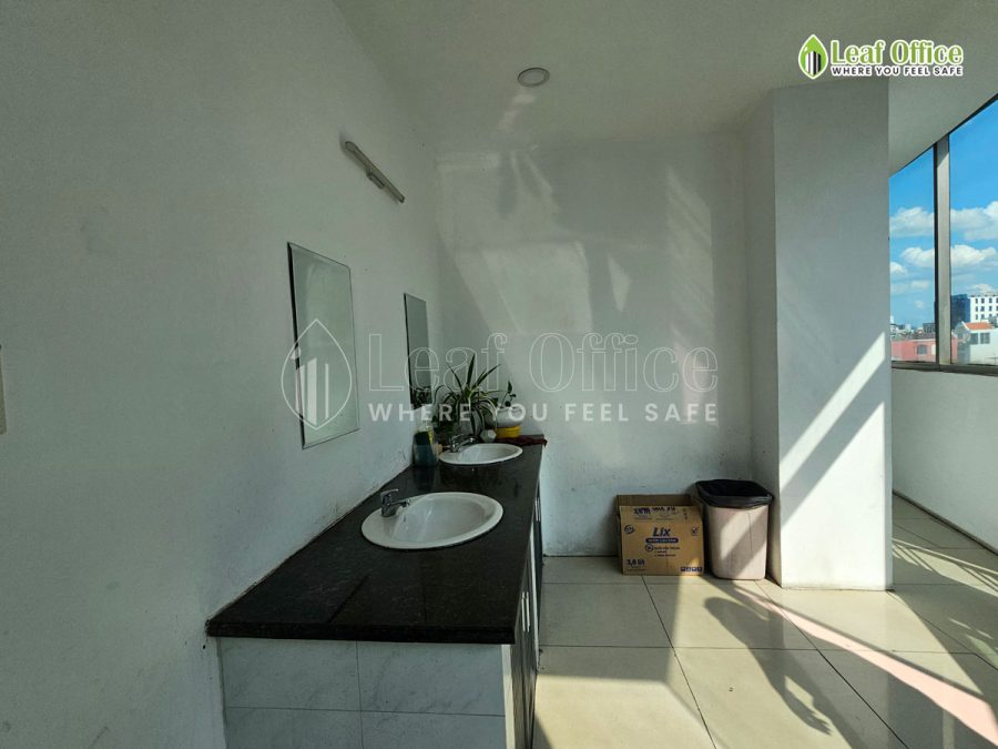 Wc Halo Building 19 Ho Van Hue Phu Nhuan 1