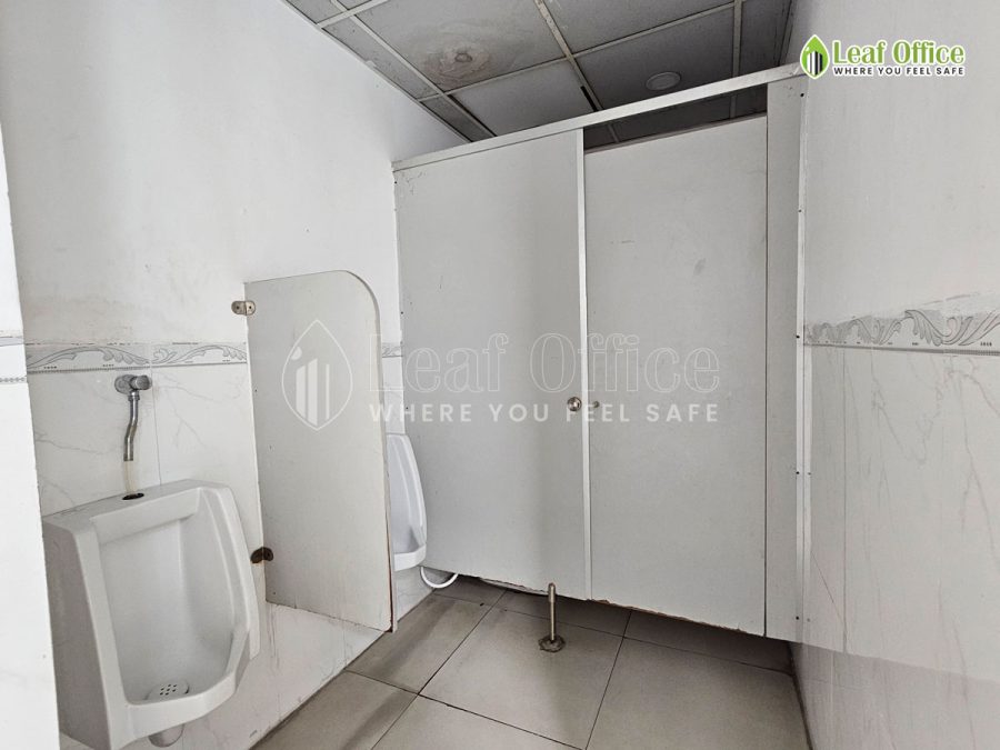 Wc Halo Building 19 Ho Van Hue Phu Nhuan