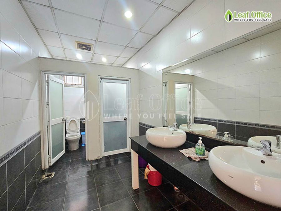 Wc Nam Giao Building 261 Phan Xich Long Phu Nhuan