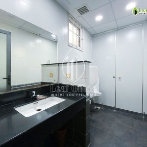 Wc Nam Giao Phan Xich Long 2