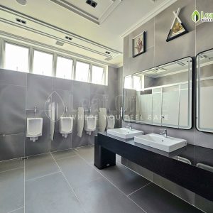 Wc Victory Tower Nguyen Oanh 1