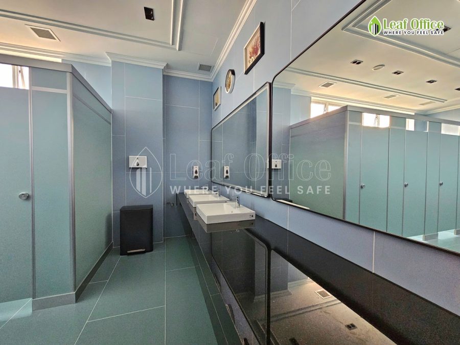Wc Victory Tower Nguyen Oanh