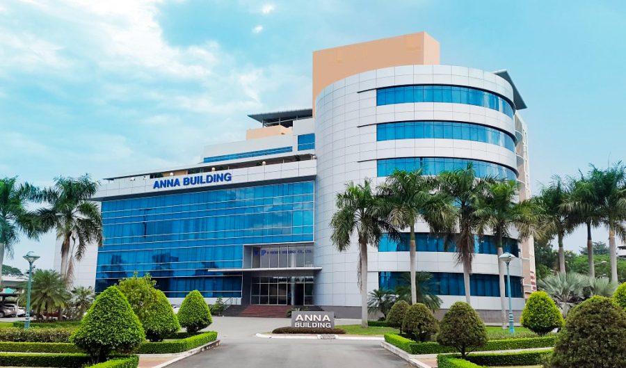 Q12 Anna Building