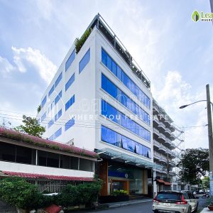 Moc Gia Hoang Viet Tan Binh