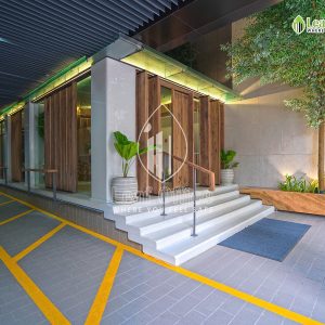 Tang Tret Phuong Tower Hai Ba Trung