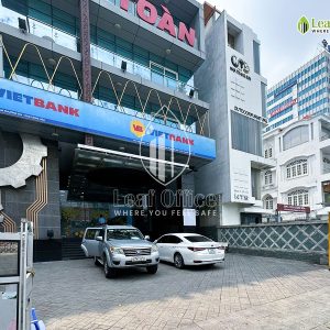 Toa Nha Huu Toan Cong Hoa