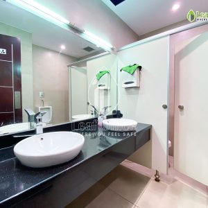 Wc Huu Toan Cong Hoa