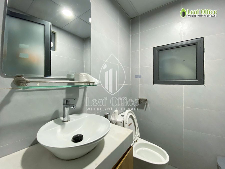 Wc Long Phu Vanh Dai Tay